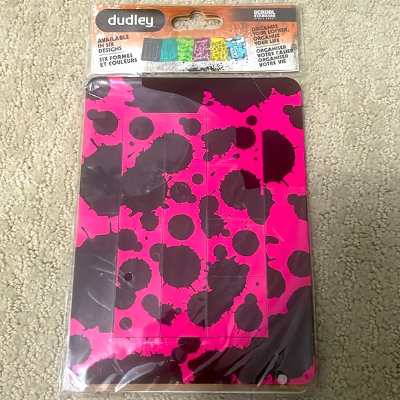 7 pc. Magnetic Photo Frame and organizer For Fridge & Lockers - Picture 5 of 13